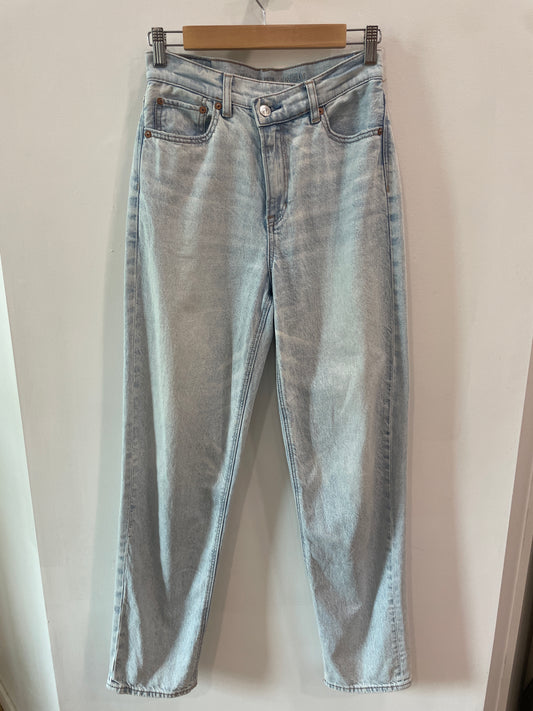American Eagle Straight Leg Denim