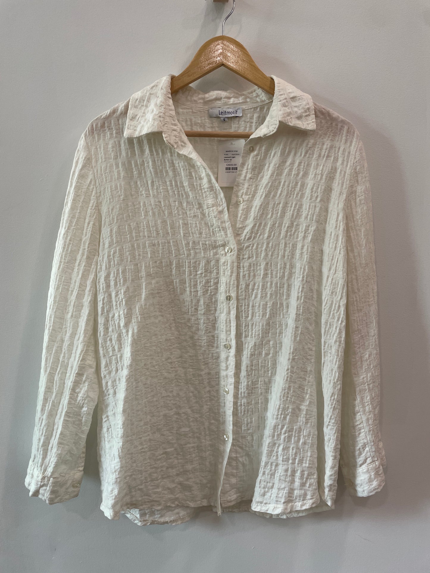 Lietmotif Light Button Up