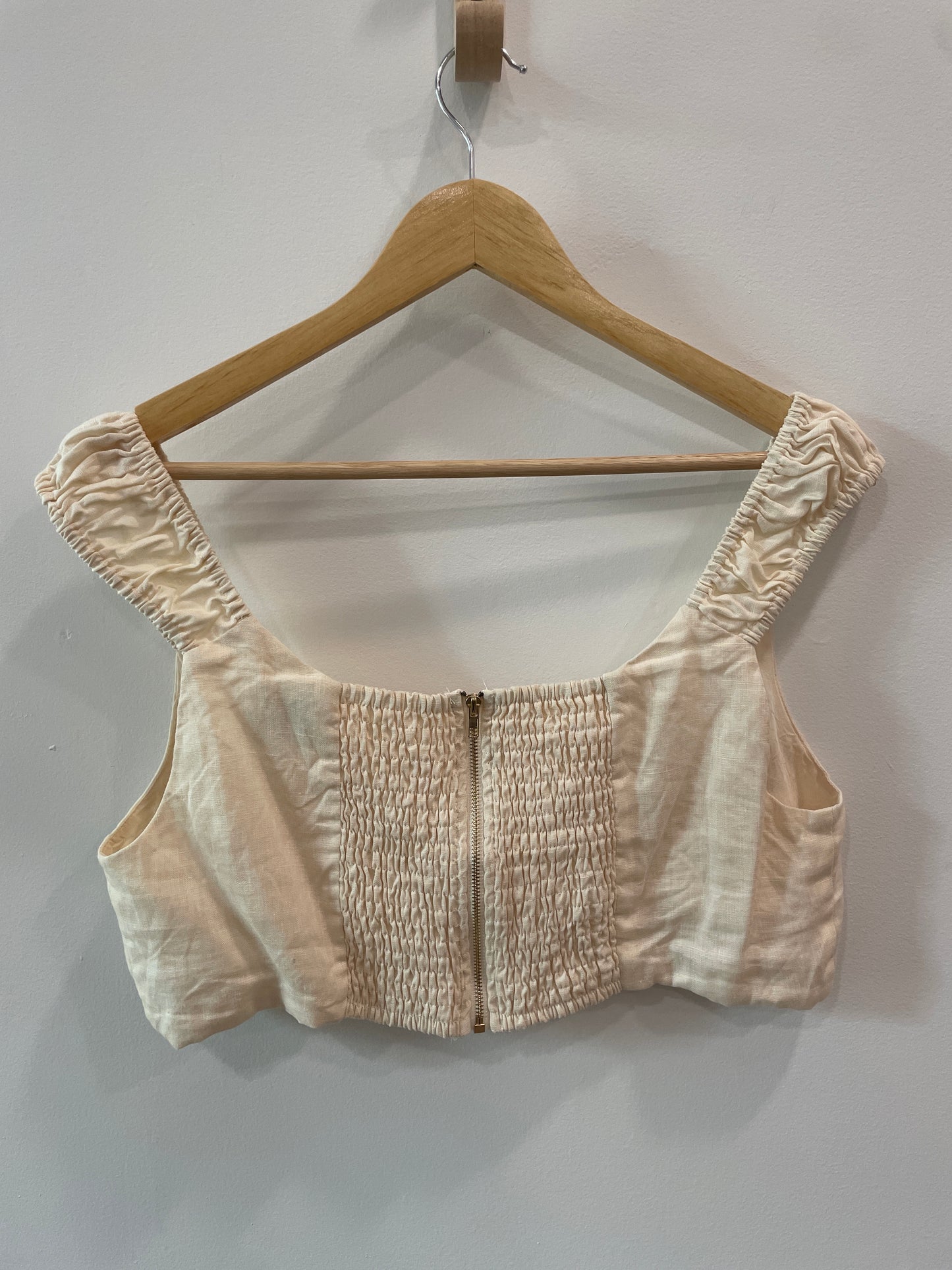 Dissh Linen Crop Top