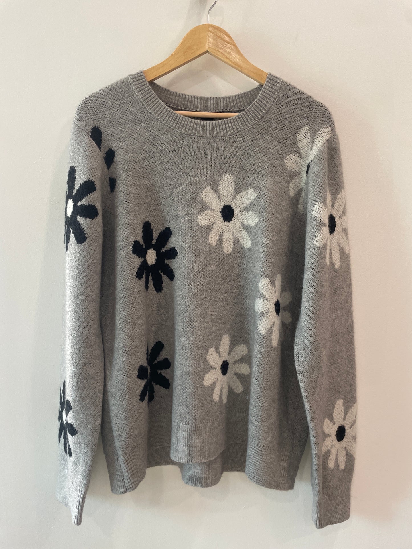 Motion Grey Floral Knit