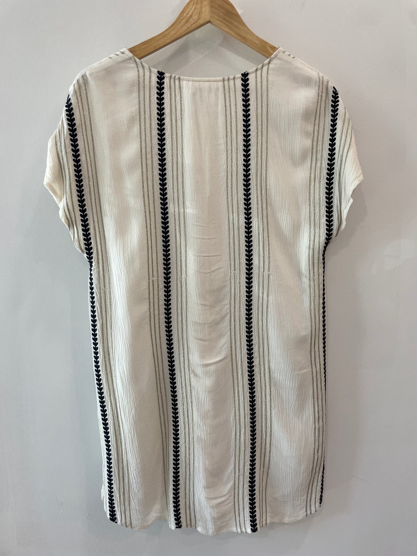 Amuse Society White Embroidered Dress