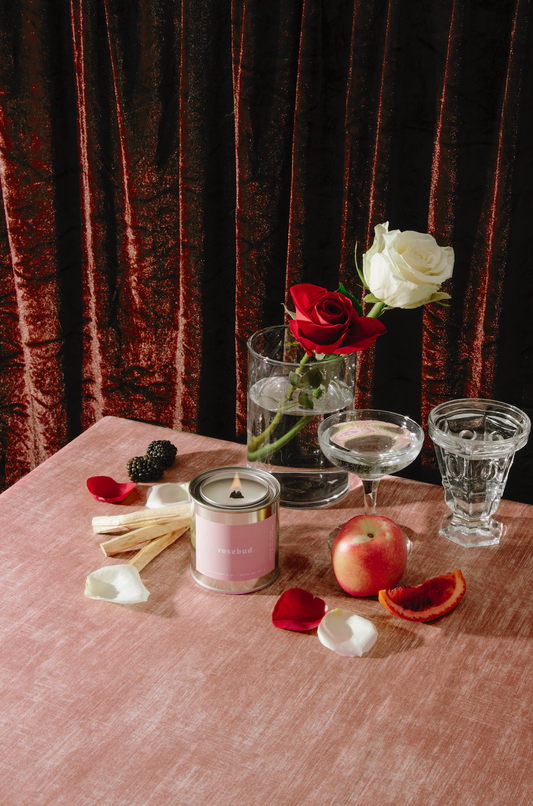 Rosebud | Coconut-Soy Wax Candle : Classic Wood Wick